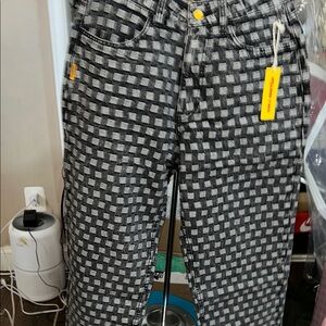 Stylish Black and Gray Checkered Men's Pants
